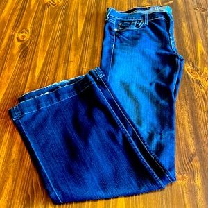 7 FOR ALL MANKIND JEANS - Flare and Stretch!  Slight distressed at bottom.  Dark